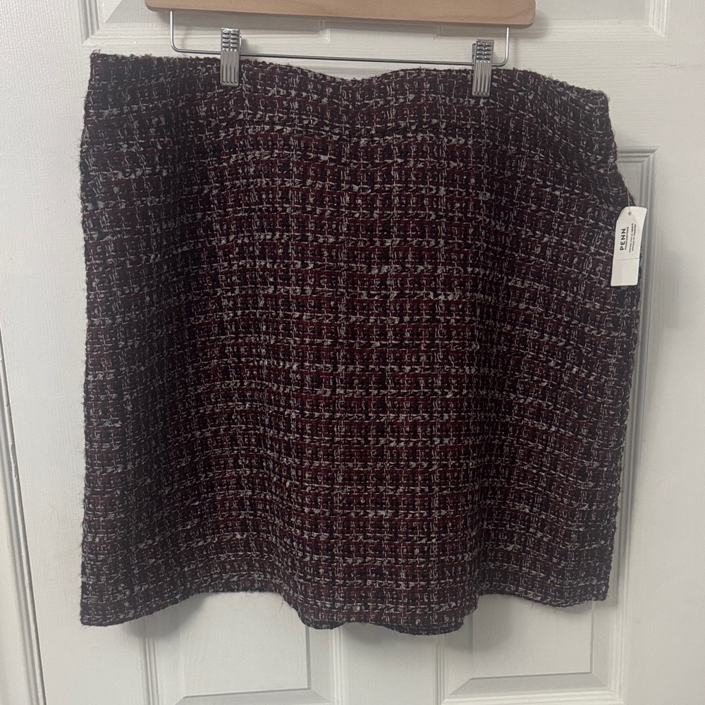 22. Penningtons Maroon Tweed Mini Skirt